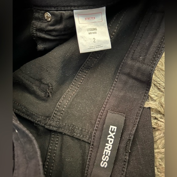 Express Mid Rise Stretch Jean Legging - Picture 7 of 7